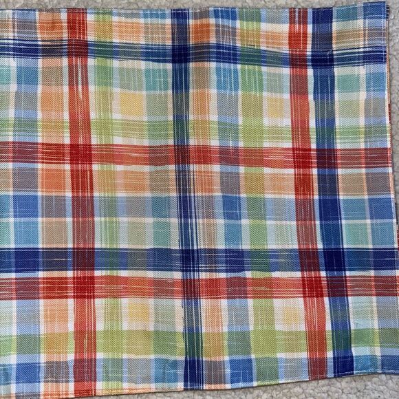 Fiesta Indoor Outdoor Placemat Set of 4 Colorful Rainbow Plaid NWT - Picture 2 of 4
